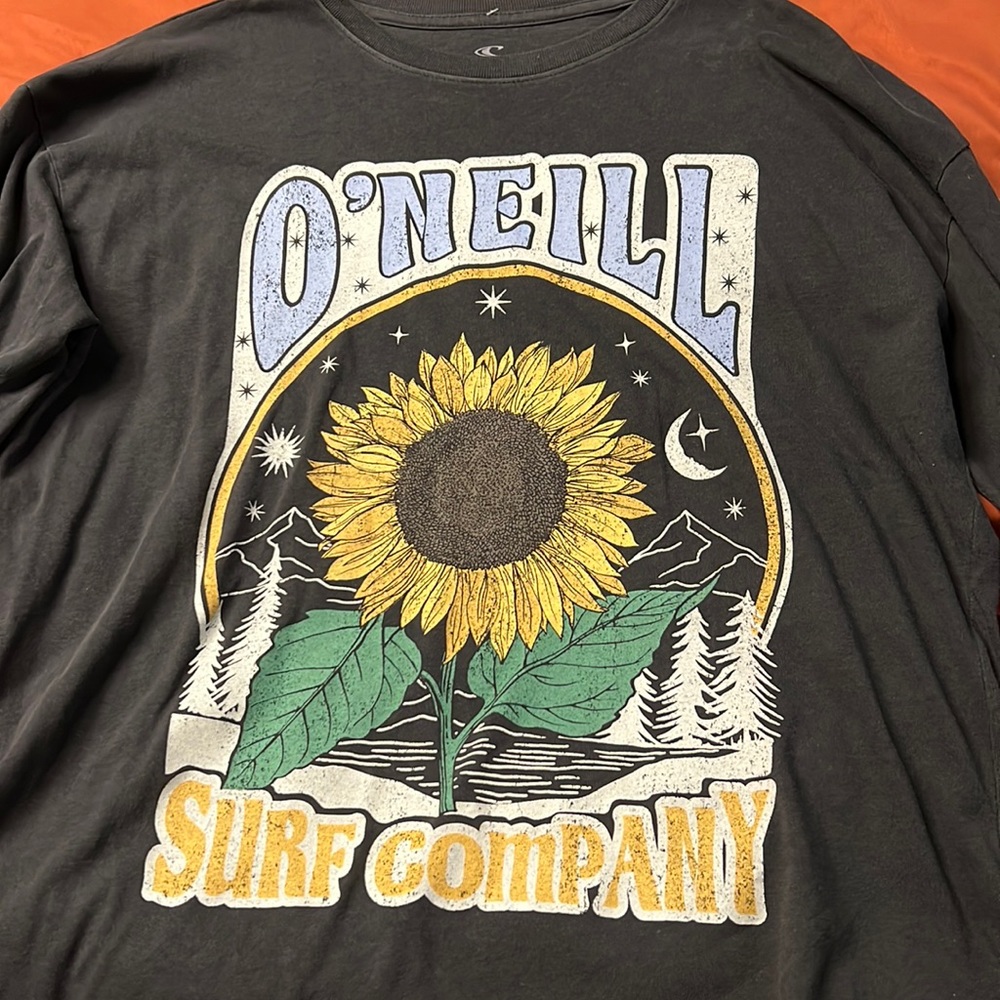 Long sleeve tee. Dark Gray with Sunflower